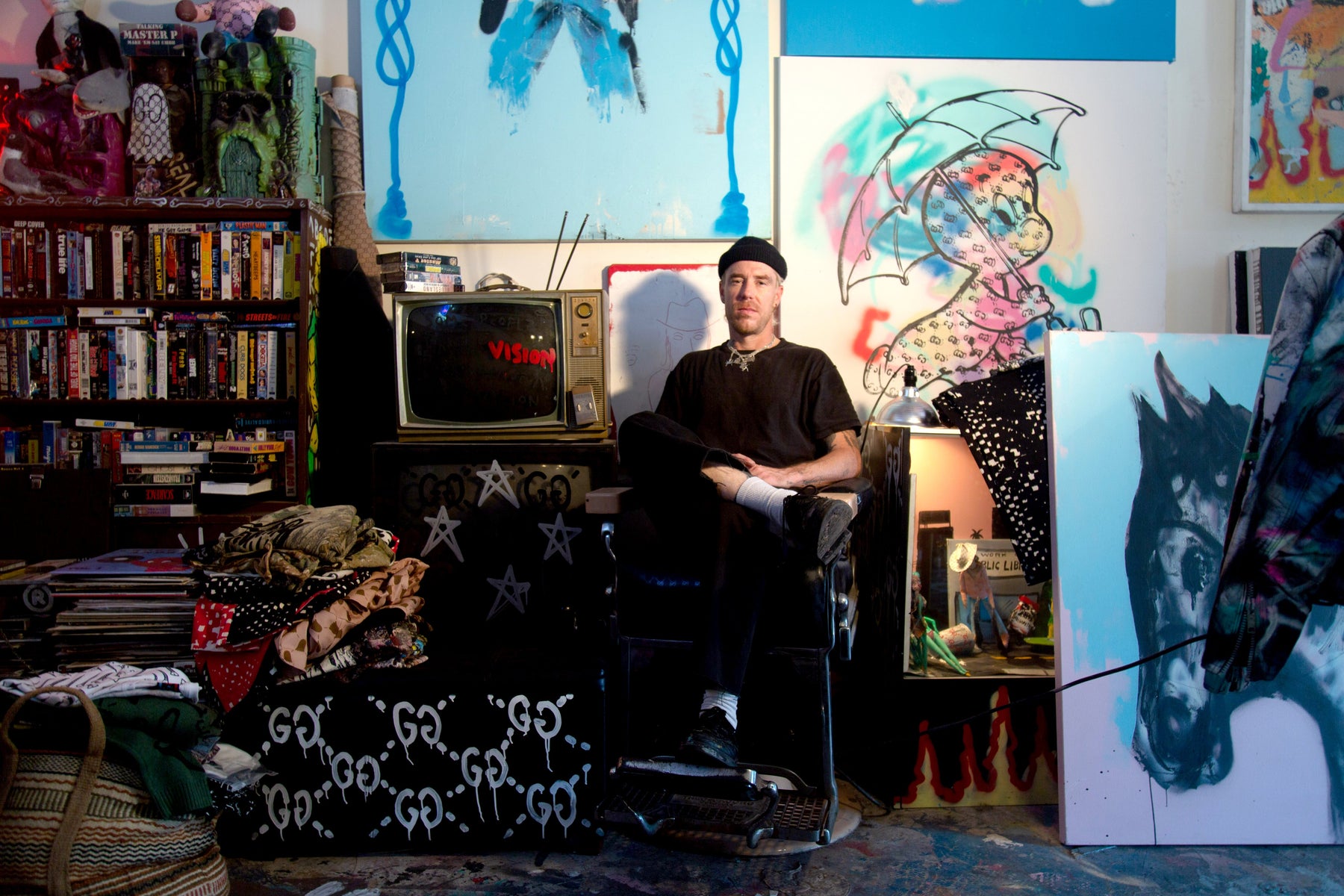'BANG BANG' EXCLUSIVE INTERVIEW AND MINI-DOC WITH TREVOR ANDREW